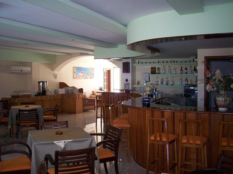 Alex (Adults Only) Hotel Karpathos Buitenkant foto